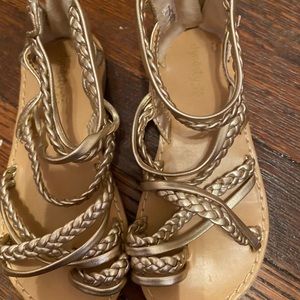 Toddler size 9 sandals